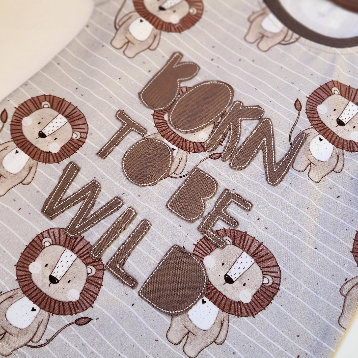 T-Shirt - kleiner Löwe 92