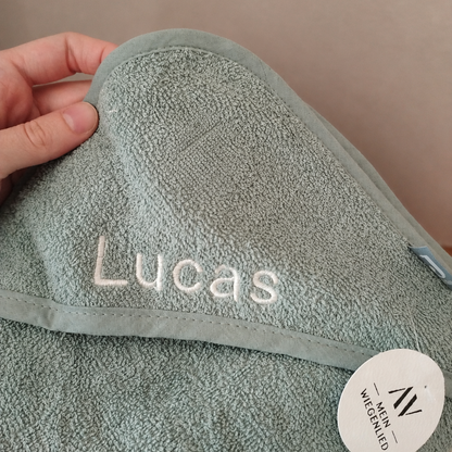 Kapuzenhandtuch Mint- personalisiert