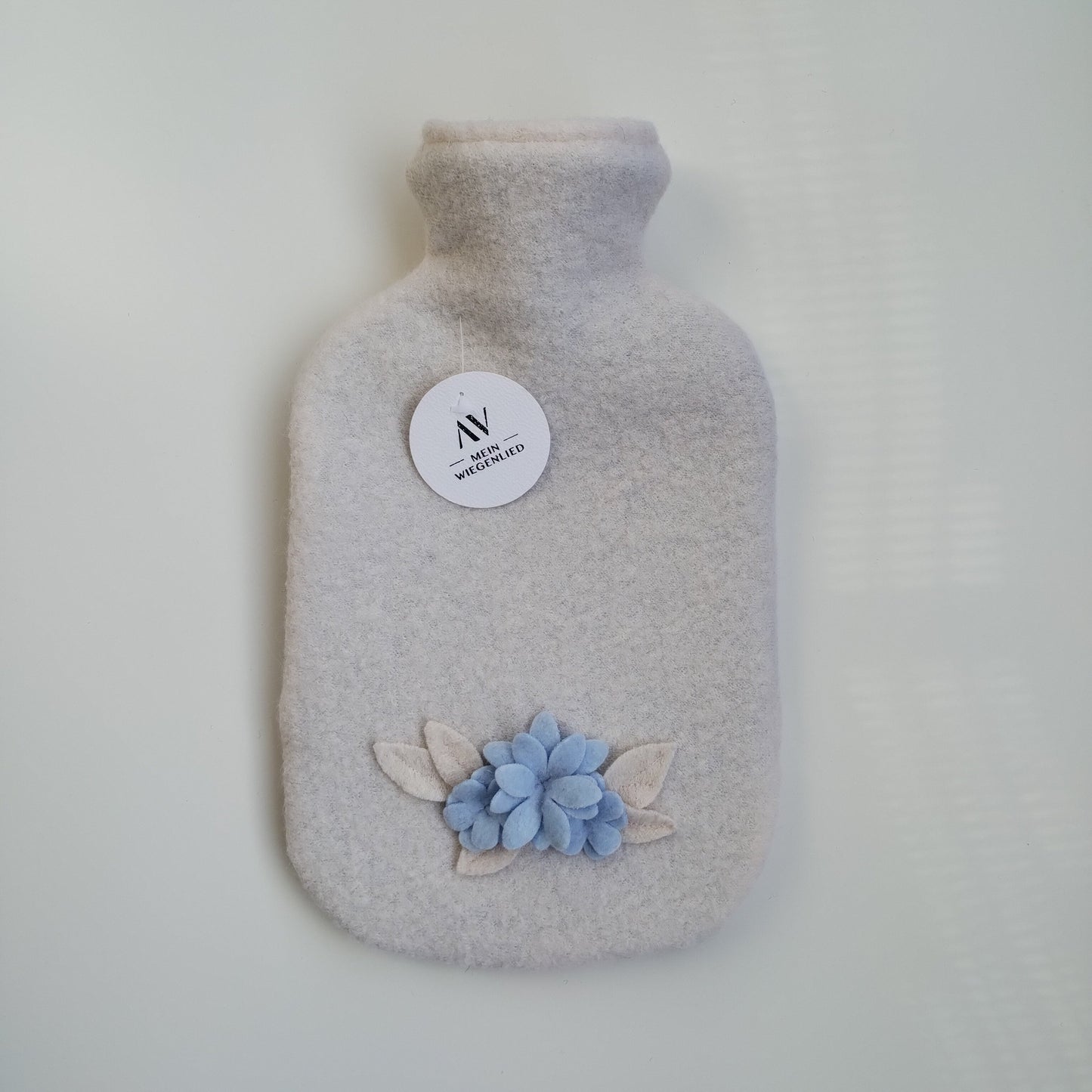 Wärmflasche hellblau - Blumen für DICH