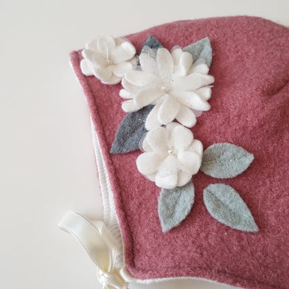 Blumen Walkmütze apricot 40/41 mit Glitzertüll